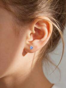 1 Pair S925 Sterling Silver Shiny Blue Zirconia Stud Earrings, Gentle On Ear Piercings, Designed For Daily Wear For Girls, Long-Lasting Luster, Versatile For Festivals, Parties, Or Commuting - Round - View 3