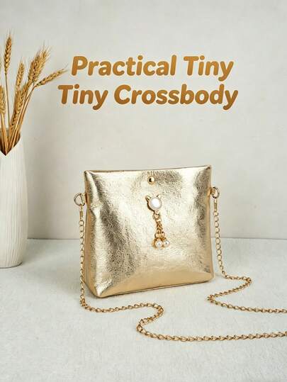 1 chiếc túi PU màu vàng cổ điển dành cho nữ và bé gái, túi đeo chéo với dây đeo xích vàng, phụ kiện hình mèo dễ thương, thời trang và tiện dụng, phù hợp cho sử dụng hàng ngày và đường phố, đựng được những vật dụng nhỏ cần thiết, vừa điện thoại, tiền mặt, chìa khóa, đồ dùng cần thiết cho kỳ nghỉ và tiệc tùng, túi đeo vai mini nhẹ, ví mùa hè, túi đựng mỹ phẩm, túi da PU, phù hợp cho nữ sinh, sinh viên và nhân viên văn phòng, hoàn hảo cho văn phòng, trường học và công việc, dễ dàng phối hợp với trang phục hàng ngày, món quà hoàn hảo cho bạn thân và mẹ.