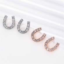1 Pair Luxury U-Shaped Horseshoe Earrings, Unique Design Earrings, High-End Gift - W10089 - View 1