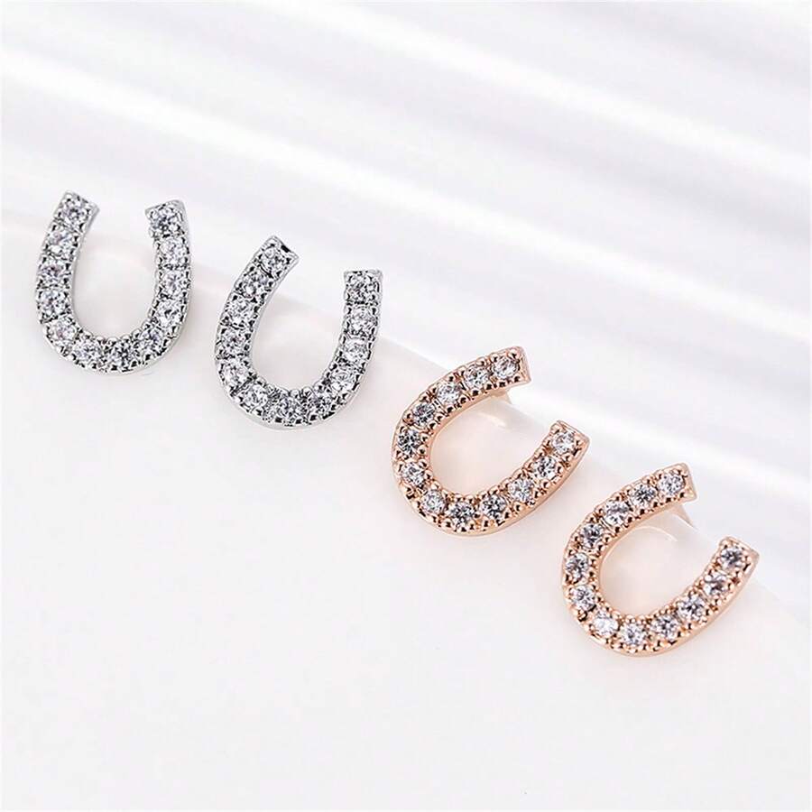 1 Pair Luxury U-Shaped Horseshoe Earrings, Unique Design Earrings, High-End Gift - W10089 - View 1