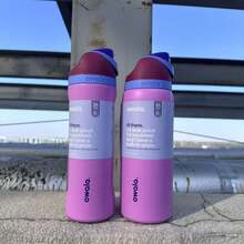 Bình nước giữ nhiệt bằng thép không gỉ OWALA mới, dung tích 24OZ/32OZ, có ống hút, thích hợp cho thể thao, du lịch và các hoạt động học đường. Bình nước này có thể giữ nhiệt độ nước trong hơn 24 giờ, với khả năng niêm phong tốt, thiết kế nhỏ gọn và nắp bật tiện lợi, hoàn hảo để đựng đồ uống nóng và lạnh, cà phê và các loại đồ uống có đá. - 1 chiếc - Màu Tím Hoàng Hôn - Xem 11