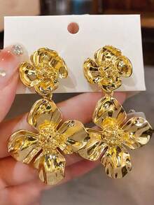 A Pair Of Flower Pendant Earrings, A Gift For Valentine's Day And Mother's Day - Vàng - Xem 1