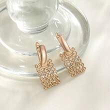 Bông tai đen rỗng hình học phong cách retro sang trọng, thiết kế độc đáo dành cho những buổi hẹn hò. - Bông tai hình học rỗng - Xem 3