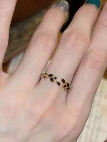 1 pieza Anillo de diseño de espiga y hoja negro y dorado, elegante y minimalista, versátil, adecuado para que las mujeres lo usen en cualquier ocasión, gran regalo para el amor - Negro - Ver 2