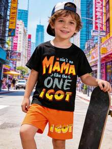 2件組街頭風小男孩「My Mom Is One Of A Kind」字母標語短袖T恤與短褲套裝，時尚休閒日常穿著，適合戶外玩耍與親子派對 - 黑色 - 查看 4
