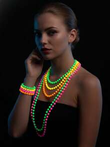 Bộ 8 vòng cổ và vòng tay hạt cườm neon phát sáng trong bóng tối, vòng tay hạt cườm nhiều màu sắc, phụ kiện phát sáng nhiều màu sắc cho lễ hội Mardi Gras thập niên 80, quà tặng lễ hội Carnival, phụ kiện ban đêm neon, vòng cổ phát sáng trong bóng tối, đồ trang trí tiệc neon. - Xem 7