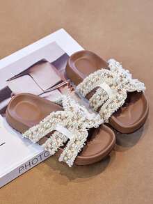 1 Pair Girls Pearl Decor Sandals, Children's Soft Bottom Non-Slip Slippers, Toddler Summer Fashionable Slides - Beige - View 5