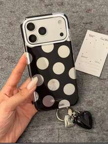 极简银色波点手机壳，兼容 15、17 Pro、17 Pro Max、16、16 Pro Max、15 Pro，柔软全包保护 - 黑色 - 查看 1