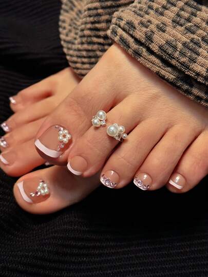 24pcs Press-On Fake Nails For Toes, French Nails, Nude Toes Nails, Faux Pearl Decorated Nails,Decorative Nails With Sparkling Rhinestones, Wearable Nail Art Halffinished Board For Applying Nails, Full Coverage Glossy Daily Fake Nails, Ladies Reusable, Easy To Wear And Remove, With Jelly Glue And Nail File DIY Nail Supplies, Suitable For Party, Dance Party, Etc.