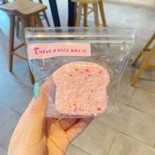 1个可捏扁的面包蛋糕造型软萌玩具，加厚柔软，减压挤压玩具 - 彩色 - 查看 3