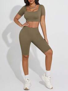 2 Stück Damen Elastische Gestreifte Sportbekleidung Set, Top mit Quadratausschnitt und Shorts mit hoher Taille, geeignet für Fitness-Aktivitäten - Olivgrün - Übersicht 6