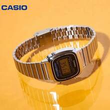 Đồng hồ Casio LA670WA-1D nữ kiểu dáng retro, dây đeo thép không gỉ, mặt vuông, chống nước, chức năng báo thức và bấm giờ, kiểu dáng thanh lịch, thích hợp đeo hàng ngày hoặc làm quà tặng. - Một cỡ - Xem 3