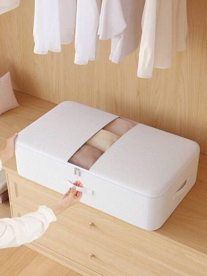 1 túi vải đựng đồ dung tích lớn, thoáng khí và chống ẩm, viền được gia cố, tận dụng tối đa không gian lưu trữ dưới gầm giường và ghế sofa. Có tay cầm hai bên, cửa sổ quan sát, khóa kéo kín hoàn toàn. Túi vải đựng đồ dưới gầm giường, thích hợp để đựng nhiều loại đồ gia dụng, quần áo, vật dụng gia đình và chăn ga gối đệm.