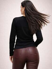 Long-Sleeved Flannel Blouse For Women, Ribbed Knit, V-Neck, Casual, Elegant, Chic, Basic, Comfortable, Warm, Fashionable, , Autumn/Winter 2026, Burgundy. - 黑色 - 查看 3