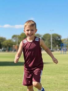 Boys' Premium Soccer Jersey And Shorts Set With Sleeve Detail And Lightweight Fabric - 酒紅色 - 查看 5