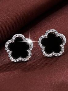 1 Đôi bông tai hình cỏ bốn lá sang trọng, thanh lịch, đa năng, phù hợp cho người đi làm với thiết kế tinh tế. - bạc - Xem 10