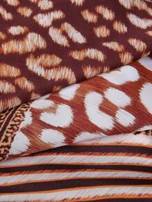 1 Pc A Lady's Brown Leopard Print Checkered Headscarf, Featuring A Large Pattern Suitable For Use In Summer And Spring, Is A High-Quality Scarf And Headscarf. It Is An Elegant Neck Protection Accessory Scarf With A Fashionable Appearance, Lightweight And Comfortable. It Is Suitable As A Gift For Friends On Festivals Or Birthdays.,Holiday,Travel Essential - Striped Leopard Print 03 - View 5