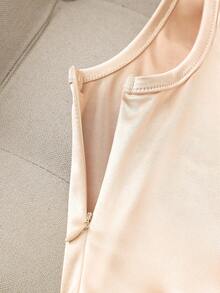 女士缎面无袖泡泡领连衣裙，腰部和下摆褶皱设计，修身优雅晚礼服 - 卡其色 - 查看 5