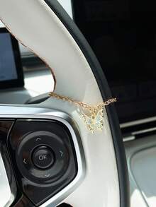 1pc Alloy Gradient Butterfly Pendant Car Hanging Ornament Creative Elegant Car Decoration Hanging Accessory Steering Wheel Decor Pendant Car Interior Accessory - A - View 10