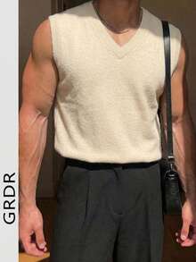 GRDR 男士纯色V领休闲百搭针织背心，秋冬款 - 杏色 - 查看 2