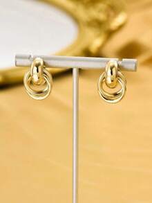 1 par de pendientes de oro retorcidos de moda minimalista y creativos, adecuados para el uso diario de las mujeres - Multicolor - Ver 4