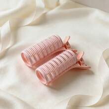 2 chiếc kẹp tóc bằng nhựa, có kẹp màu vàng và thiết kế lưới sọc, đường kính 3cm/1.18in, cao 11cm/4.33in, kiểu dáng cổ điển và tiện dụng, phù hợp cho tạo kiểu tóc hàng ngày, dự tiệc, chụp ảnh, chăm sóc tóc tại nhà, trang điểm cô dâu, dễ sử dụng, tạo kiểu tóc bồng bềnh, phụ kiện tóc, dụng cụ tạo kiểu. - 2 cái ống cuốn tóc màu vàng, đường kính 4,33 inch - Xem 9