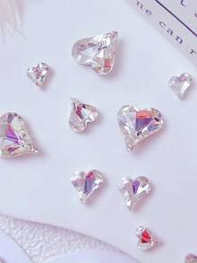 20 Pcs White Rhinestones, Large/Medium/Small Three Sizes Crooked Heart-Shaped Mixed Packaging, Crystal Nail Rhinestones, 3D Heart-Shaped Nail Art Jewelry Pointed Base Jewelry Heart Crystal Nail Art Jewelry DIY Nail Art Decorative Art Gemstone Nail Art Tools Accessories For Women And Girls Nails, Rhinestone Nail Art Supplies, Exotic Rhinestone Materials, Nail Art Rhinestone Jewelry, Manicurist Supplies, Nail Art Accessories, Nail Art Gemstones - Multicolor - View 3