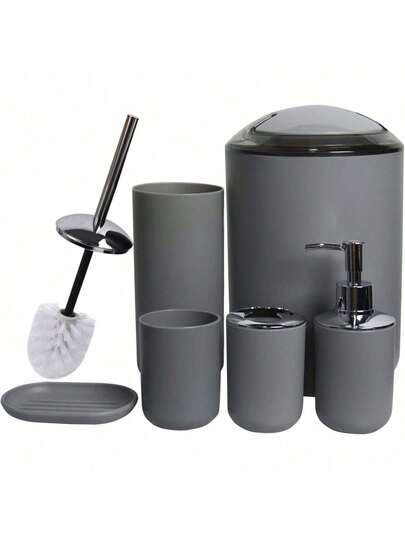 Bộ 4 món phụ kiện phòng tắm bằng nhựa, bao gồm giá đựng bàn chải đánh răng, cốc súc miệng, bình đựng xà phòng, khay đựng xà phòng, giá đựng cọ toilet và thùng rác, thích hợp làm quà sinh nhật, tân gia, hoặc các dịp lễ hội. Có các màu trắng, đỏ, nâu và đen.