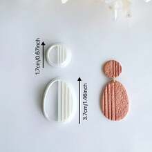 2pcs/Set Jewelry Making Kit With Line Shaped Beads | Suitable For Creating Unique Earrings And Pendants, Minimalist Line Design Jewelry Making Set For Decorating Earrings, Necklaces, Brooches And Pendants, Novel Style, Exquisite And Cute Patterns, Beautiful And Fashionable Jewelry Making Kit - White - View 3