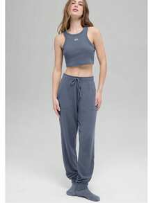 Alo Yoga Aspire Tank | Ultra-Lightweight Performance Jersey | Raceback Silhouette | Moisture-Wicking & Breathable Fabric | Relaxed Drape Fit | Essential High-Intensity & Yoga Staple - 霧霾藍 - 查看 5