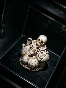 Skull Ashtray, Smoker's Ashtray Container, Portable Resin Ashtray, Ashtray Stand, Suitable For Home Decor, Bar Accessories - Multicolor - View 4