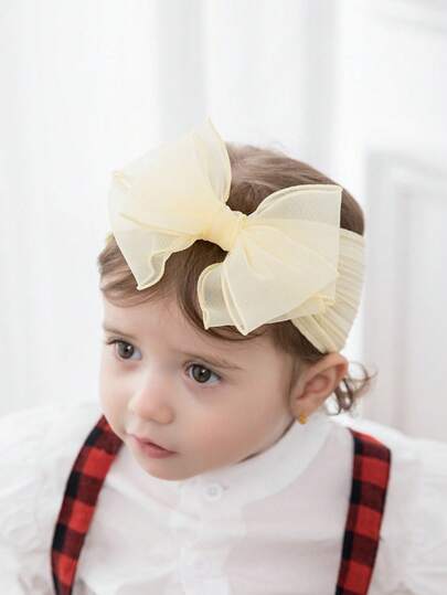 1件婴儿公主风雪纺蝴蝶结发带，柔软提花尼龙材质，适合日常佩戴、拍照和外出。