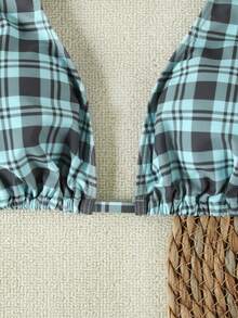 Bộ bikini in họa tiết kẻ caro xanh dương và nâu, kiểu dáng độc đáo, gợi cảm, buộc dây cổ giúp thon gọn vóc dáng. - Nhiều màu - Xem 4