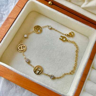 1pc Stainless Steel Gold Plum Blossom & Four-Leaf Clover Bracelet, 18K Gold Plated Mother Of Pearl Bracelet, Elegant Minimalist Rhinestone Design, Gift For Friends