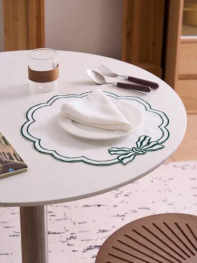 1/2/4/6/12pcs Embroidered Placemats With Wavy Lace Edges And Bow Decor, Round Shaped, Non-Slip Coasters For Cups/Bowls/Plates, Suitable For Holidays, Parties, Birthdays, Weddings, Dinners, Home/Office Decor, All Seasons