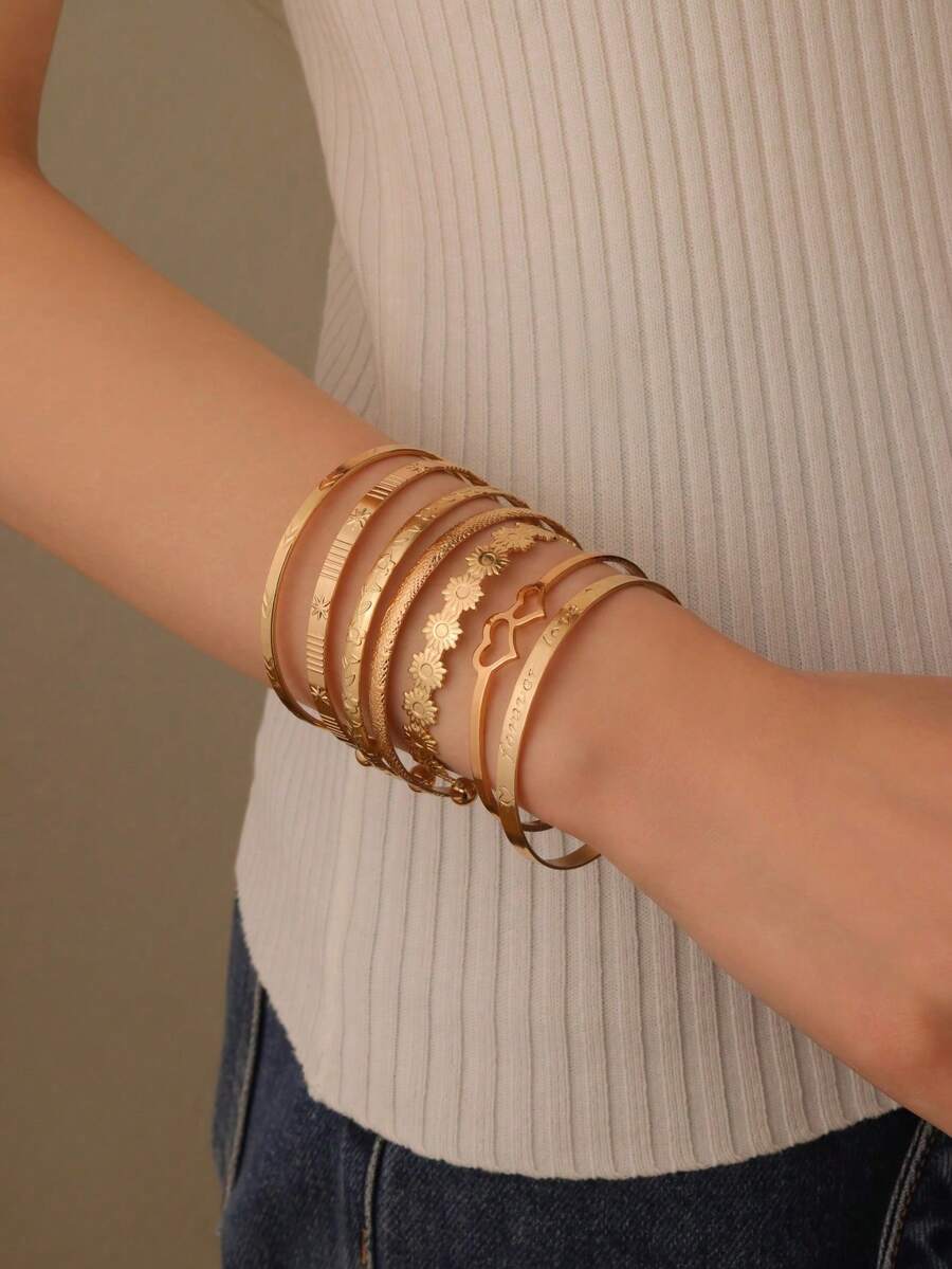 Set de 7 piezas de brazaletes ajustables de metal con elementos de corazón y margarita de moda, adecuado para uso diario y de fiesta de mujeres - Multicolor - Ver 1