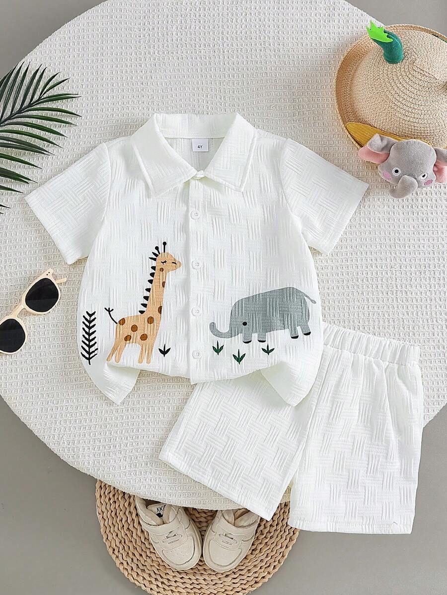 Set de 2 piezas de camisa y pantalones cortos con estampado de dibujos animados texturizados y de moda callejera para niños pequeños - Blanco - Ver 1