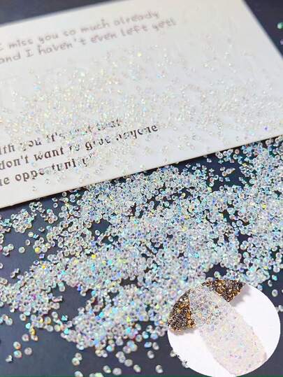 1袋（1500颗）迷你透明美甲水钻，美甲微钻，闪亮碎钻，尖底水晶砂美甲宝石，奢华彩色人造钻石美甲产品，可用于制作配饰、鞋子、衣服、化妆品、包包、美甲配件、DIY配件