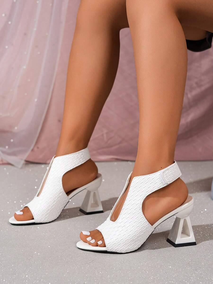 女士白色编织纹理露趾镂空凉鞋，方头粗跟高跟鞋，春秋季办公通勤/婚宴时尚鞋履，皮革材质 - 白色 - 查看 1