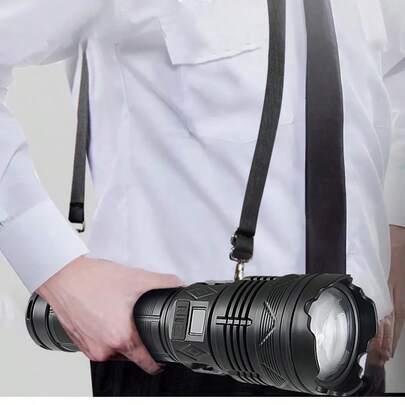 1 pieza Linterna LED ultra brillante de gran tamaño, 30W + Luz COB, 11 modos de iluminación, con luz de advertencia, linterna LED recargable de mano, alimentada por batería integrada 3*18650, linterna táctica portátil, iluminación de para exteriores, reflector LED impermeable y de alta potencia, función de batería externa y pantalla digital, para fiestas al aire libre, camping, pesca, caza, senderismo, montañismo y situaciones de emergencia