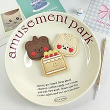 1 套可爱生日饼干模具 - 小熊、兔子、蛋糕和礼盒烘焙模具，塑料模具，用于制作生日、婴儿派对和庆祝活动的可爱烘焙食品！ - 查看 5
