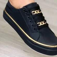 Nouvelles baskets pour femmes dans un style sportif avec une semelle épaisse et un détail de chaîne, design à coupe basse, en cuir synthétique de haute qualité, avec fermeture à lacets et design à enfiler confortable, à la mode et polyvalent - idéal pour un usage décontracté et quotidien. - Noir - Voir 2