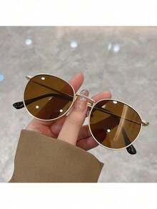Vintage Round Metal Fashion Glasses Women And Men - Fashionable Summer Decorative Glasses With Black Frame, Gold Trim, And Lenses, Suitable Casual Or Formal Occasions, Vintage Glasses PYBY AUTT - Golden Tea - View 9