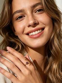 Charm-In Nhẫn hở hình trăng lưỡi liềm đính đá thạch anh tím thô mạ vàng 18K, trang sức tinh tế lấy cảm hứng từ bầu trời dành cho phụ nữ. - Vàng - Xem 2