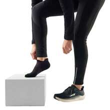 Smartwool Targeted Cushion Run Low Ankle Sock - Women's | - Black - View 2