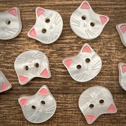 Cute Cat Shaped Resin Buttons, Adorable Pink Ear Cat Face With Eyes Buttons, Decoration For Children's Clothing, Sweaters, DIY Crafts
