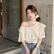 Áo kiểu cổ yếm xếp nếp mới, kiểu dáng rộng rãi, ngọt ngào, phối họa tiết chấm bi tay ngắn, tối giản, hở vai, thanh lịch, thích hợp cho mùa hè. - Màu be - Xem 8