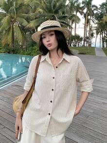 Áo sơ mi dáng rộng, cổ bẻ, một túi, màu mơ nhạt, kẻ sọc, thích hợp mặc đi làm, kiểu dáng thoải mái và tôn dáng. - Sọc mơ - Xem 1