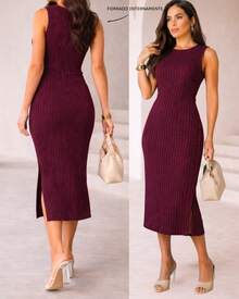 Classic Long Black Dress With A Round Neck, Pockets, And An Elegant Slit Design. - Wine With a Stripe - View 3