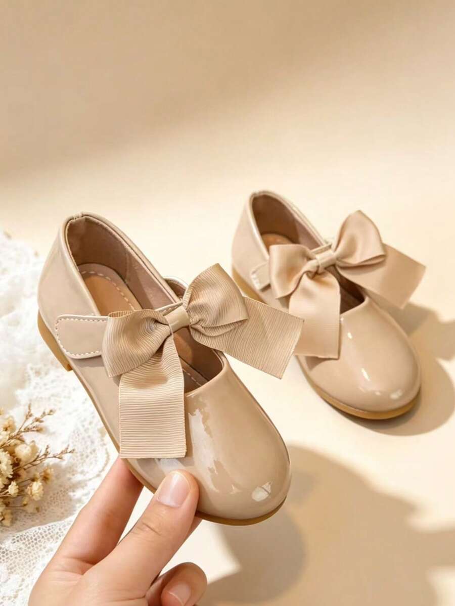 Girls' Cute Princess Bow Mary Jane Shoes, Everyday Wear - Beige - View 1
